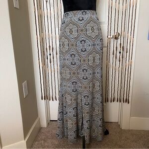 Cato Woman Paisley Gypsy Boho Maxi Skirt Women's size 14/16W Blue/Gold/Wht/Blk